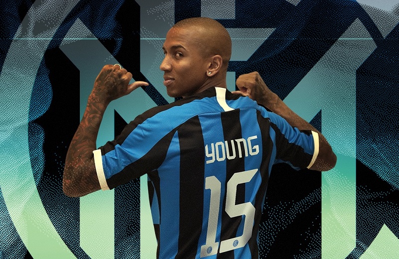 Young rời MU và đến với Inter Milan
